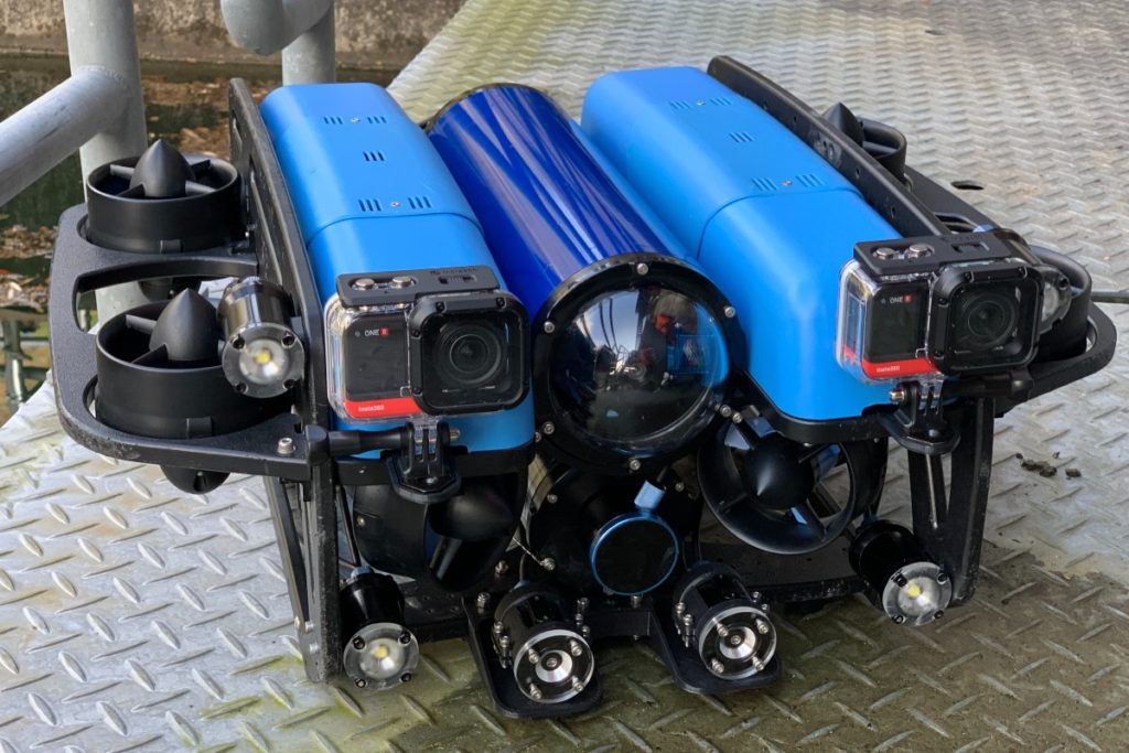 ROVダム点検_02_bluerov2_s