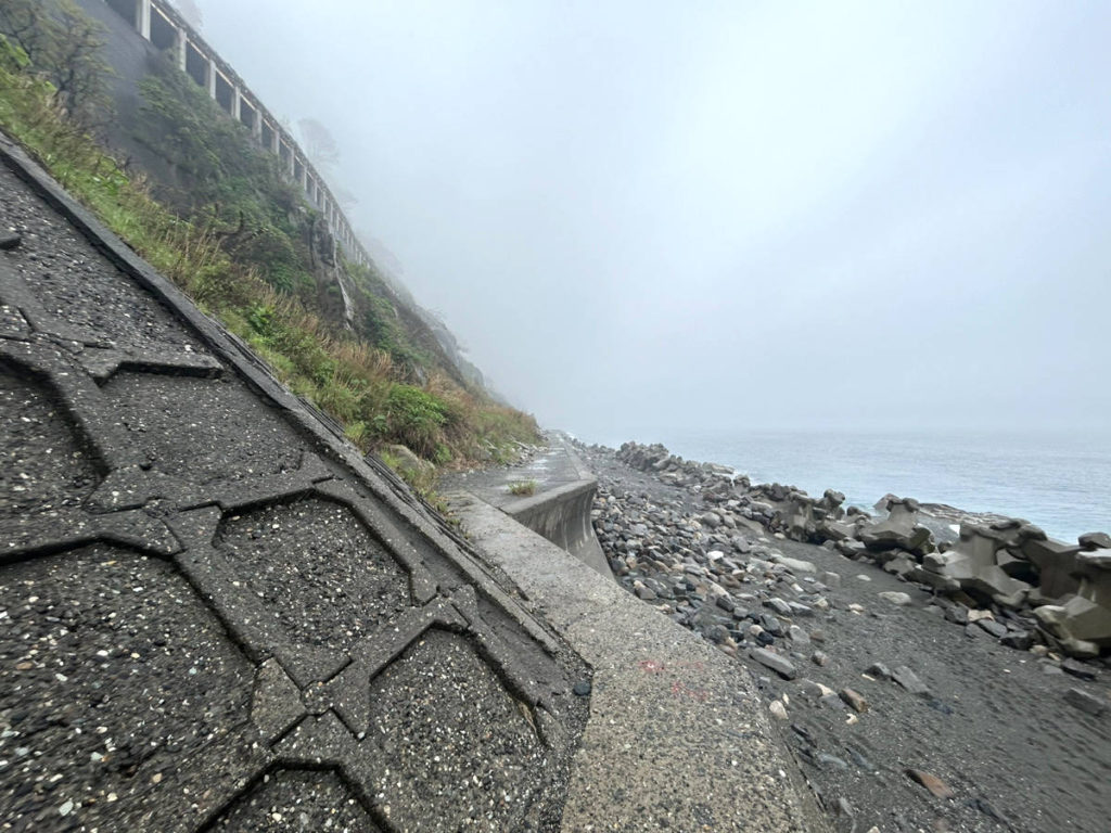 Drone survey of falling rocks_03