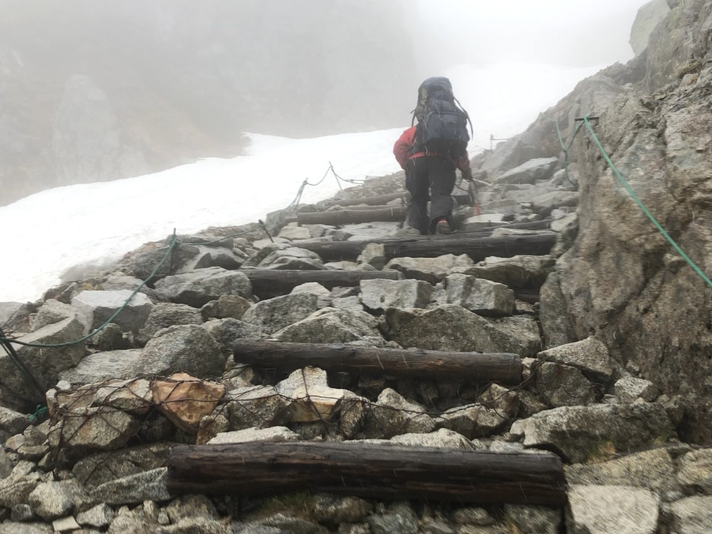 FlyCart-30-mountain-lodge-Demonstration_07