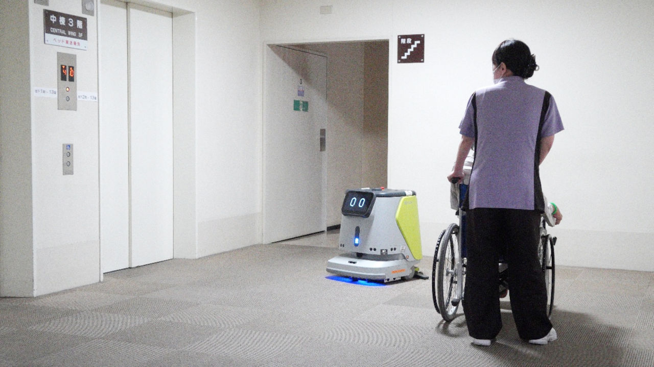 pudu-cc1-hospital-cleaning-case_05